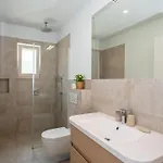 Ivi -two Bedroom With Swimming Pool