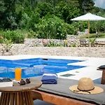 Villa Ivi -two Bedroom With Swimming Pool