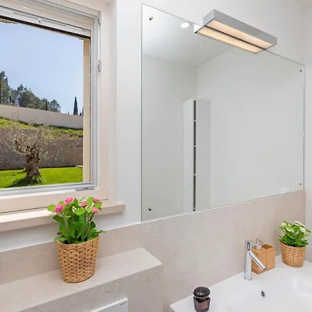 Βίλα Ivi -two Bedroom With Swimming Pool