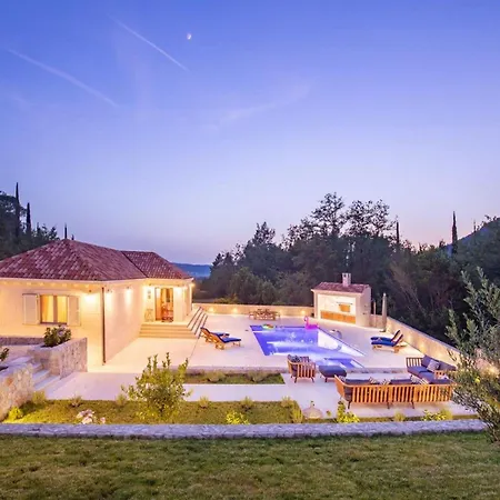 Βίλα Ivi -two Bedroom With Swimming Pool
