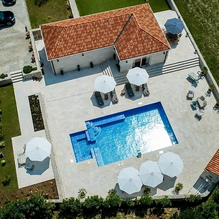 别墅 Ivi -two Bedroom With Swimming Pool Gruda