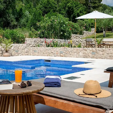 Βίλα Ivi -two Bedroom With Swimming Pool *
