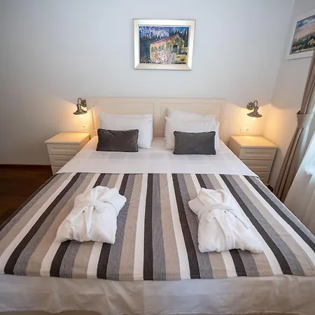 Βίλα Ivi -two Bedroom With Swimming Pool *