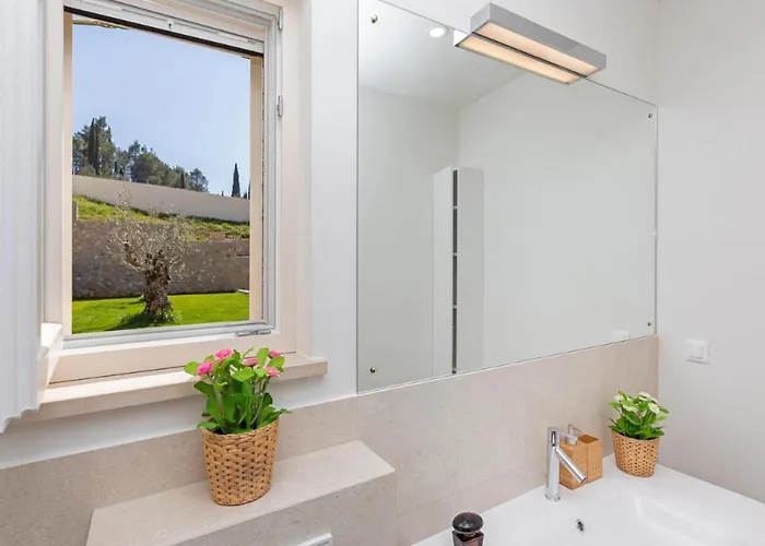 别墅 Ivi -two Bedroom With Swimming Pool
