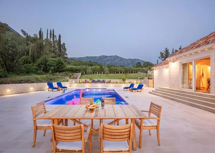 Ivi -two Bedroom With Swimming Pool 别墅 Gruda