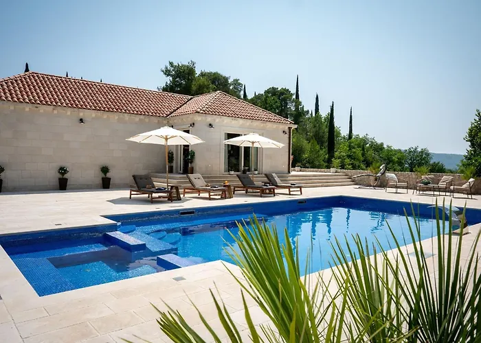 Ivi -two Bedroom With Swimming Pool 别墅