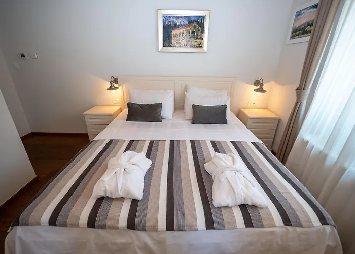 别墅 Ivi -two Bedroom With Swimming Pool *