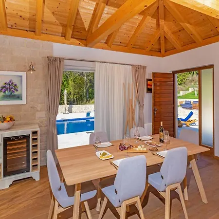 Ivi -two Bedroom With Swimming Pool Villa