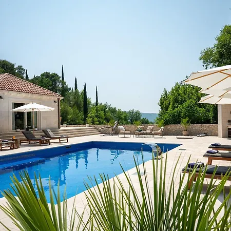 Ivi -two Bedroom With Swimming Pool Gruda