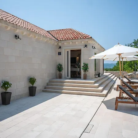 Ivi -two Bedroom With Swimming Pool Gruda