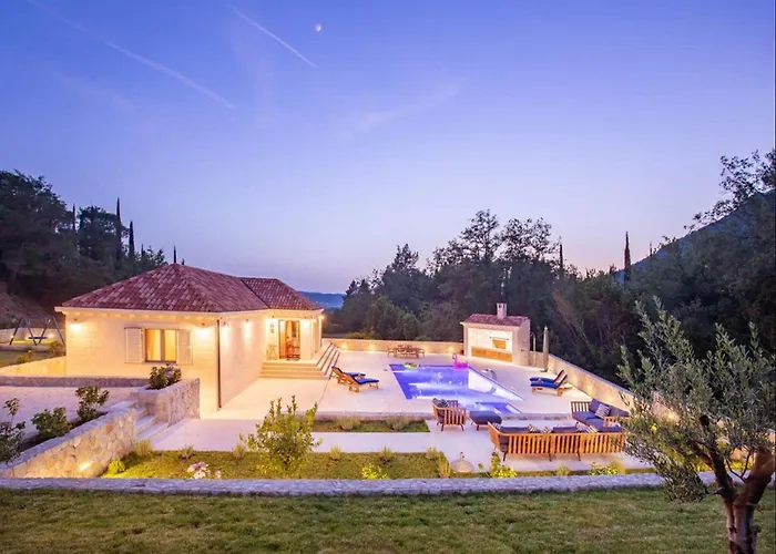 Villa Ivi -two Bedroom With Swimming Pool