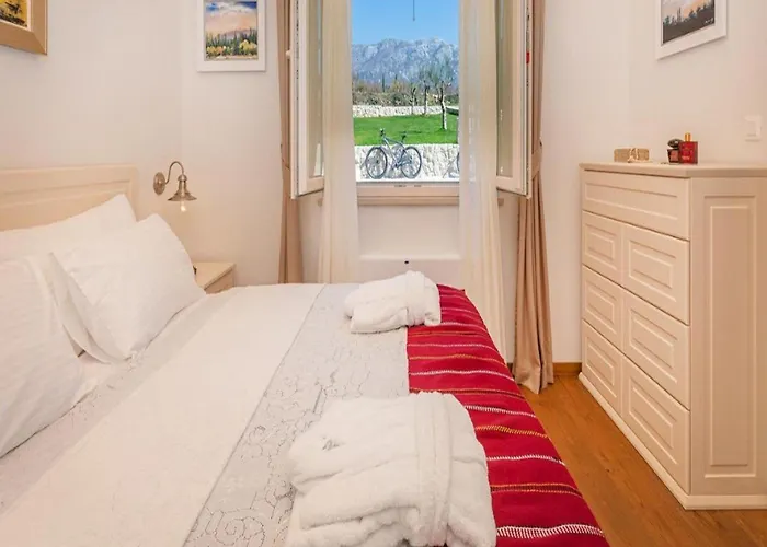 Ivi -two Bedroom With Swimming Pool Villa