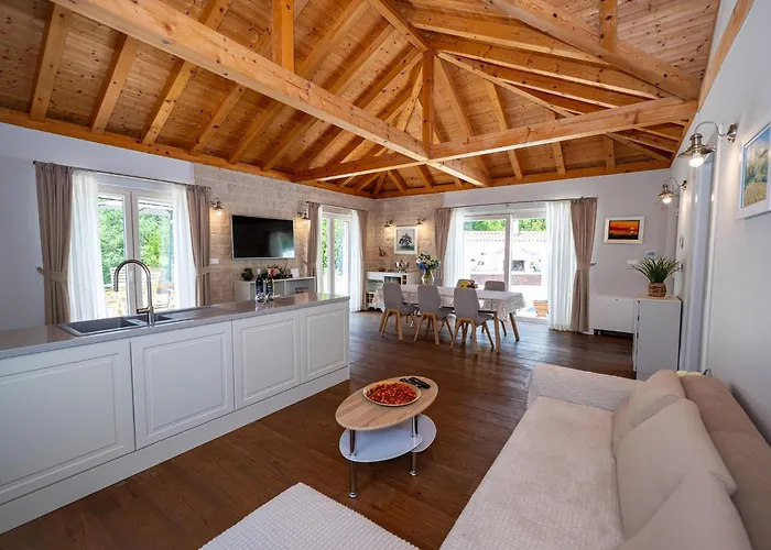 Ivi -two Bedroom With Swimming Pool * Gruda