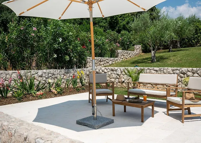 Ivi -two Bedroom With Swimming Pool * Gruda