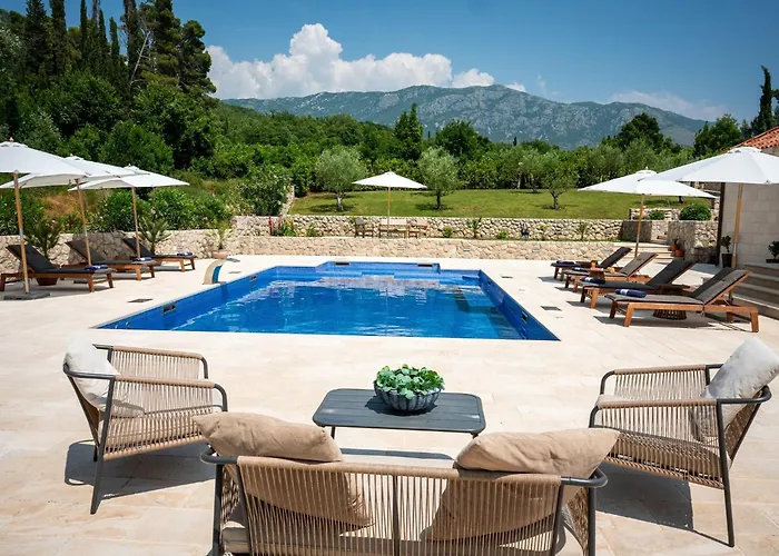 Ivi -two Bedroom With Swimming Pool * Gruda