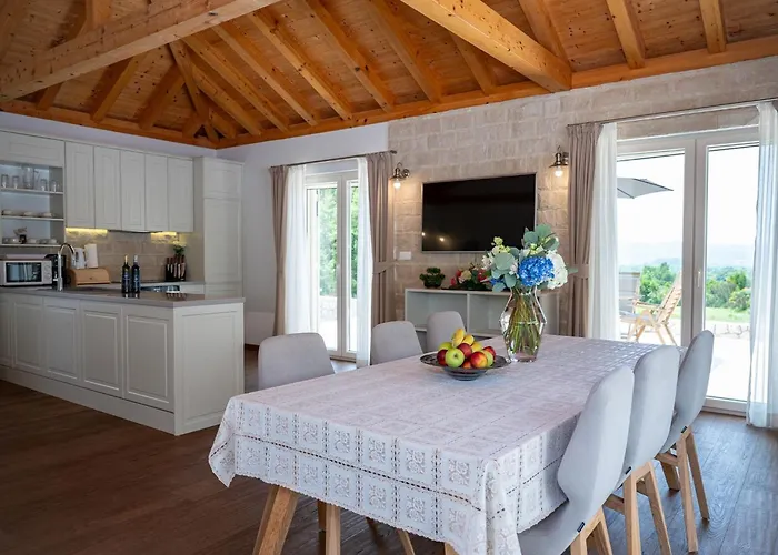 Ivi -two Bedroom With Swimming Pool Villa