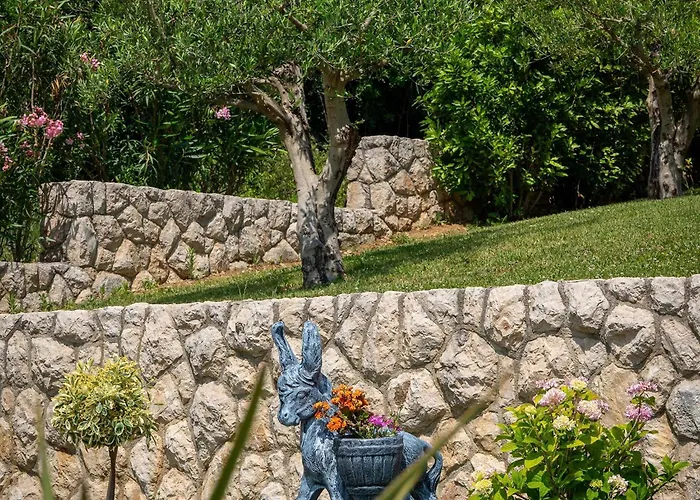 Villa Ivi -two Bedroom With Swimming Pool *